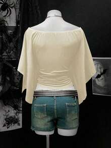 Camiseta retro sexy de mujer con hombros descubiertos, cintura ceñida y pliegues de unicolor - Caqui - Ver 2