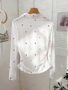 Camiseta blanca de manga larga para mujer con estampado de cerezas rojas dulces, cuello polo, cintura ajustada.Perfecta para el otoño.Nuevo estilo, camiseta de moda.Regalo para vacaciones, regalo para hermanos, regalo para hermana, regalo para mamá, regalo para el Día de la Madre.Informal, minimalista, top con estilo. - Blanco 5 - Ver 2