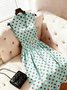 Vestido de línea A con cuello en V sin mangas, estampado de lunares y lazo en la cintura, adecuado para el Día de San Valentín y citas - Azul 2 - Ver 8