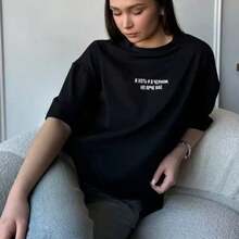 Camiseta de manga corta de algodón holgada, moderna y elegante, estilo europeo y americano, con estampado, para el verano de 2026, una camiseta de nicho versátil y a la moda para mujer. - Blanco - Ver 5