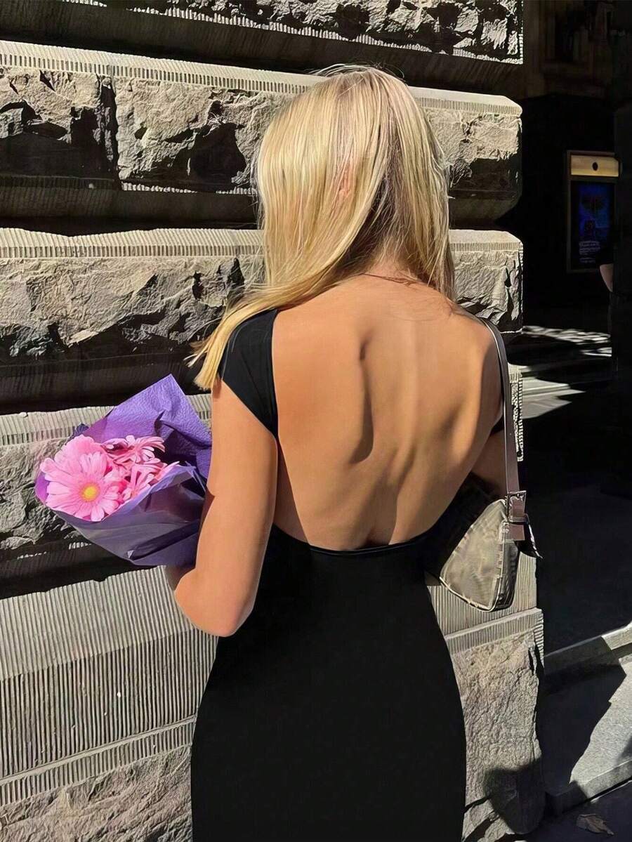 2026 Summer Fashion  Round Neck Short Sleeve Backless Slim Dress - Black (in Stock) - View 1