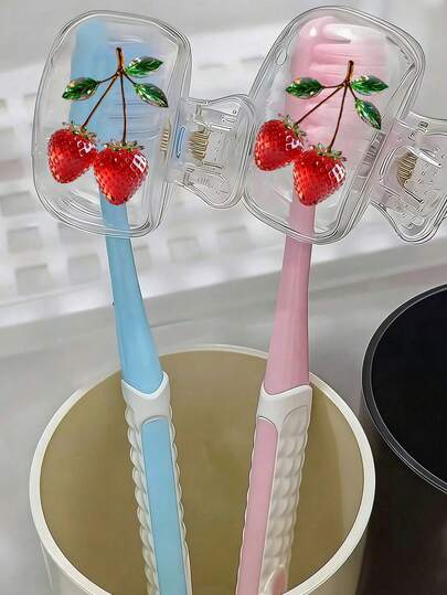 Strawberry Pattern Toothbrush Holders,Fun Fruit Theme,Cute Design,Cute Toothbrush Holder Travel Containers,Travel And Home Organizers With Clear Lids, Compact And Portable Design For Easy Carrying, Protects Toothbrush Heads, Features Dual Drainage And Ventilation, Suitable For Home, Dormitory, And Travel Use | Cute Toothbrush Head Organizer, Ideal For Bathroom Storage, Suitable For Home And Dormitory Use,Fun Design Toothpaste And Toothbrush Combo, Perfect For On-The-Go,Easy To Carry.