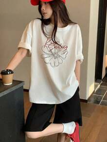 Camiseta de manga corta  para mujer con estampado floral dulce, corte holgado, versátil, blanca, de algodón puro, informal, estampada, talla grande para mujer, 100% algodón. - Blanco - Ver 2