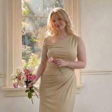 MOD Plus Size Women's Waist Ruched Oblique Shoulder Long Dress, Metal Buckle Decor, Apricot Color, Wedding Guest Dress For Women,Graduation Dress ,Coords For Women Casual Classy,Festival Dresses, Glamarae Elegant Luxurious Dress, Elegant Sophisticated Dress, Bodycon Long Dress, Women's Formal One-Shoulder Dress, Occasion Dresses For Ladies,Elegant Long Party Dress,Wedding Guest Dress,Work Outfits For Women - Albaricoque - Ver 1