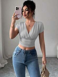 Camiseta casual de mujer con cuello en V y cruce en la cintura - Gris Claro - Ver 8
