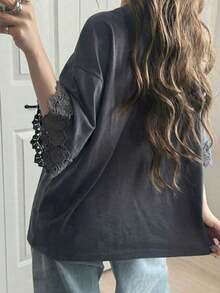Camiseta de manga corta para mujer con ajuste holgado, estampado de letras, parches de encaje, de mezcla de algodón transpirable, versátil para primavera/verano - Gris Oscuro - Ver 4