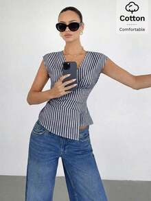 Blusa de mujer con cuello en V a rayas, plisada y con bajo asimétrico - Azul marino - Ver 6
