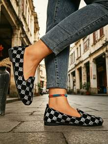 French Quilted Camellia Flat Shoes, Black Suede Loafers, Versatile Commuter Moccasins For Spring & Autumn - Silver - View 3