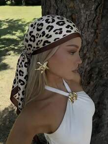 1pc Women's Classic Leopard Print 70*70cm Silk Scarf, Versatile Sunscreen Accessory Suitable For Daily Wear - Brown - View 1
