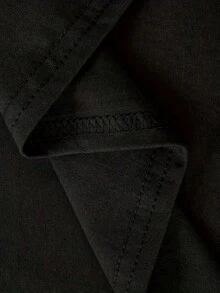 Esta camiseta de talla grande para mujer presenta un estampado floral brillante, es suave y cómoda, tiene mangas cortas casuales y un diseño de cuello redondo, simple y elegante, lo que la hace perfecta para ocasiones como el Día de la Madre y el mes de junio. - Negro - Ver 7