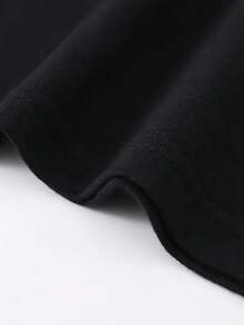 Women's Casual Summer T-Shirt, Sweet Black And White Design For 16 Year Olds | Lightweight And Durable Fabric, Suitable For Celebrations And Festive Events, Comfortable Fit, Stylish Crown Design, Perfect Gift For Special Occasions, Regular Sleeves, Round Neck, Chic And Fashionable T-Shirt. - 黑色 - 查看 5