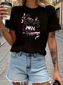 Camiseta de algodón puro para mujer, estilo romántico para vacaciones, estampado con texto "Girls 2026 Trip", camiseta de manga corta con cuello redondo para mujer, ideal para compras informales, regalos de vacaciones, reuniones de amigos, fiestas de música, conjuntos de vacaciones. - Negro - Ver 1