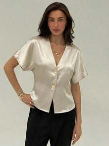 Camisa blanca sólida con mangas de murciélago, doble botonadura y frente abierto elegante - Beis - Ver 1