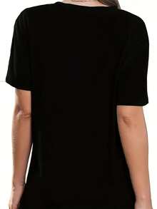 Elegante camiseta de mujer para uso diario con estampado "First Grade Squad", cuello redondo casual, mangas cortas, corte regular, tejido de punto, ligeramente elástica, estampado de letras, adecuada para el verano, camiseta de moda chic. - Negro - Ver 2