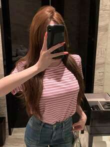 Y2K Style, Modern Style, The Newest Of 2026, Cute Style, Casual Style. Women's Loose-Fitting Casual Summer T-Shirt With Embroidered Heart And Letter Pattern, Red, 180g (S-XXXL) - 西瓜粉 - 查看 8