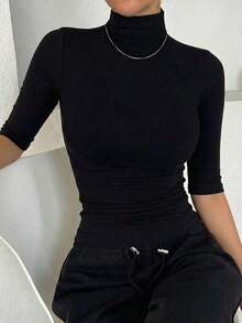 Camiseta negra de manga corta, ajustada, de cuello alto y unicolor, para uso diario y casual en verano - Negro - Ver 1