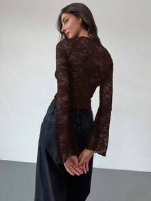 Blusa de manga larga con cuello en V profundo, transparente y con detalles de encaje negro para mujeres - Café integral - Ver 2