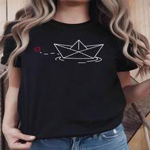 Women's Casual Cotton Short Sleeve T-Shirt With Unique Paper Boat And Heart Graphic Print, Stylish Round Neck Top - 黑色 - 查看 1