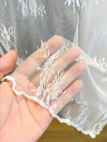 2024新款輕量高領蕾絲吊帶背心，女款荷葉邊網紗內搭上衣，春秋休閒白色 - 白色 - 查看 3