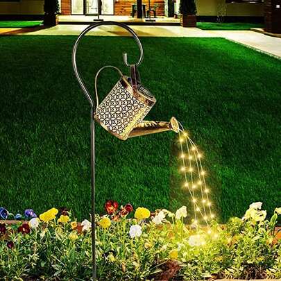 Đèn ấm đun nước năng lượng mặt trời, chao đèn kim loại | Dòng đèn năng lượng mặt trời thông minh, đèn dây ấm đun nước tạo hiệu ứng sương mù, đèn treo năng lượng mặt trời, đèn thác nước, đèn ấm đun nước năng lượng mặt trời trang trí sân vườn | Trang trí hiên nhà dịp lễ, thích hợp cho sân vườn, bãi cỏ.