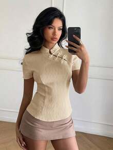 Blusa de cuello Mao de manga corta con cintura ceñida, estilo chino nuevo en color albaricoque, nuevo diseño de primavera/verano para mujer - Caqui - Ver 8