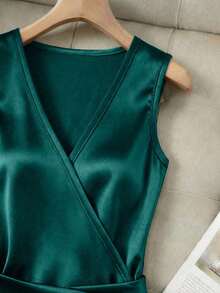 Vestido ajustado con cuello en V sin mangas, cintura fruncida e irregular, vestido de satén para mujer, vestido de primavera/verano para mujer, vestido elegante de fiesta para mujer, atuendo de vacaciones para mujer, atuendo del Día de San - Verde Oscuro - Ver 3