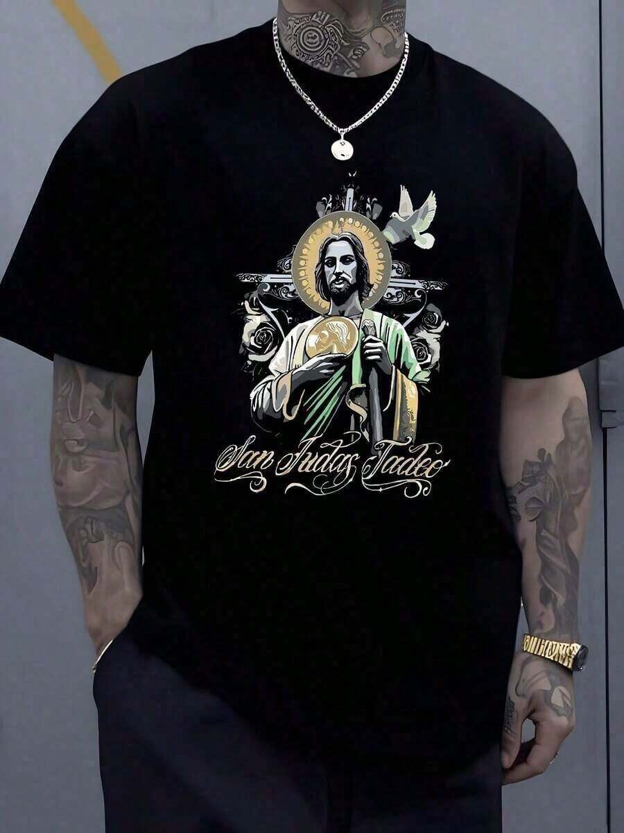 Figure Of Tadeo With A Golden Halo Holding A Medal And Surrounded By Roses And A Dove Symbolizing Faith, Hope And Powerful Protection. Men's Plus Size T-Shirt, 100% Cotton, 220g - 黑色 - 查看 1