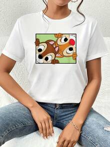 Dos adorables personajes animados asomándose curiosamente desde un fondo verde expresan alegría amistad y energía positiva camiseta de mujer casual cómoda de manga corta  ideal para uso diario - Blanco - Ver 6