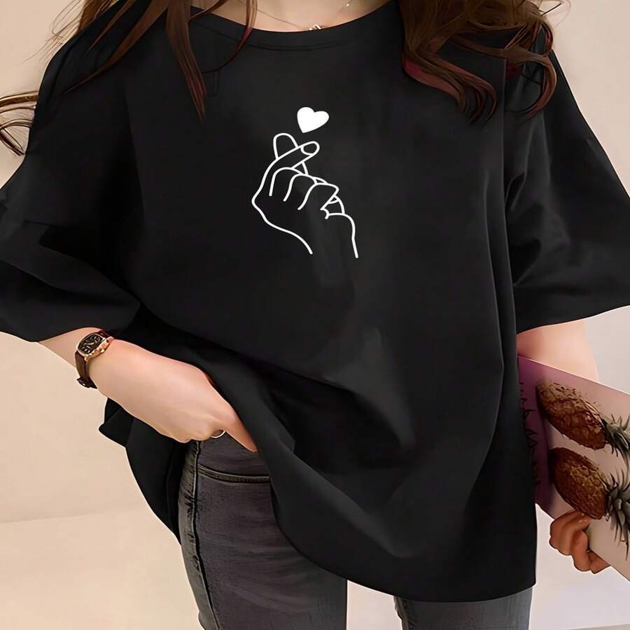 Women's Sexy Casual Elegant Black Cotton Round Neck Short Regular Sleeve T-shirt with Heart Hand Graphic - Negro - Ver 1