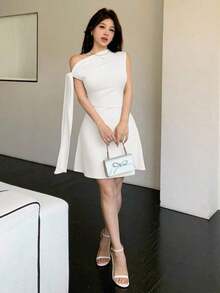 Vestido corto asimétrico con nudo en la cintura para mujer - Blanco - Ver 7