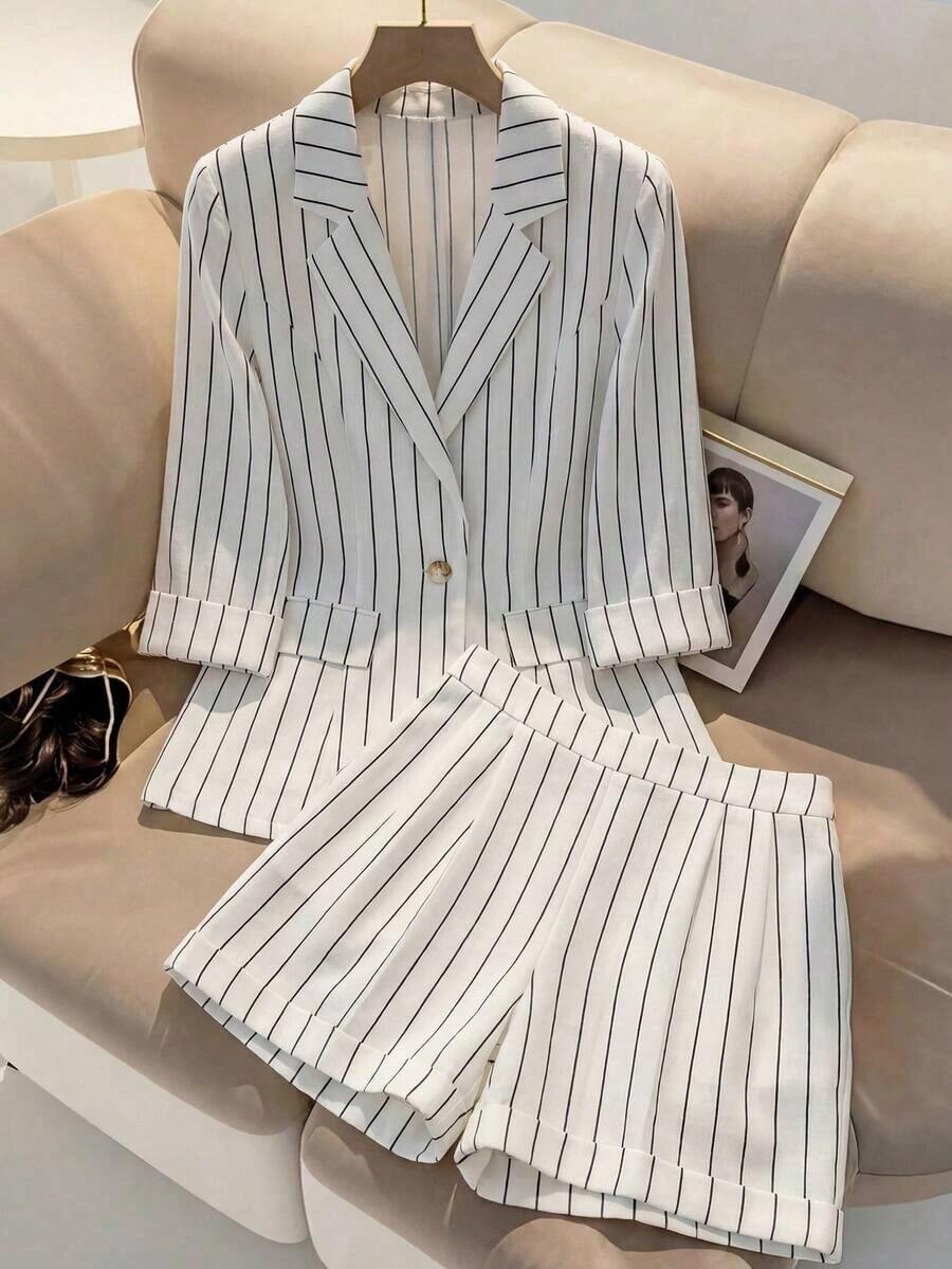 Conjunto de 2 piezas de chaleco sin mangas y pantalones cortos con estampado de bambú y rayas de aspecto de lino, estilo callejero francés elegante y vintage, versátil para negocios, oficina, vacaciones y verano - Blanco - Ver 1