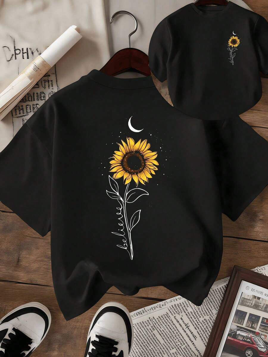 Girasol brillante que simboliza esperanza y energía bajo una luna creciente inspirando confianza y luz interior en cada paso camiseta de mujer con estampado doble moderno y cómodo - Negro - Ver 1