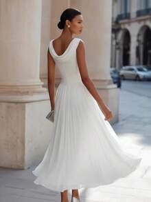 New Collection Chiffon Dress With Drop Neck, Holiday And Party Style, Exclusive Design, Elegant, Sophisticated European Fashion For Women - Putih - View 2
