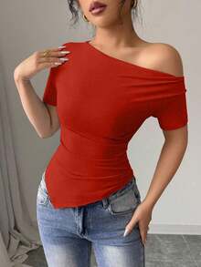 Camiseta de punto elástica de corte asimétrico con hombros oblicuos y volantes para mujer, de primavera/verano, camiseta de señora cómoda y de moda - Rojo - Ver 3