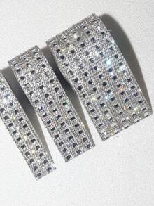 1碼銀色亮面水鑽條自黏水鑽裝飾膠帶，9mm寬水鑽貼紙，適用於DIY居家牆面裝飾、汽車、衣物、盒子、相框、瓶子、鞋子和手機裝飾，派對裝飾 - 1碼小銀色 - 查看 2