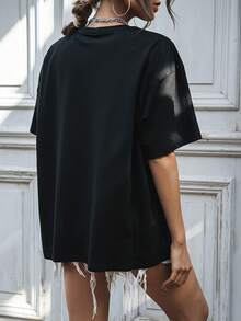 Elegante Camiseta Casual - Lema "Yo soy el Jefe, yo establezco las reglas" con patrones geométricos coloridos, camiseta negra de manga corta y cuello redondo, lavable a máquina, conjuntos a juego para hermanas, adecuada para todas las estaciones, diseño estampado duradero, camiseta de moda chic. - Negro - Ver 2