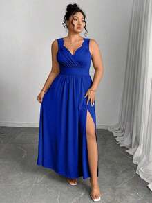 Elenzya Vestido línea A con cuello en V, contraste de encaje, tirantes finos y abertura para tallas grandes - azul real - Ver 5