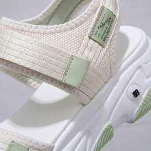 Sandalias Deportivas de Plataforma Gruesa para Mujer, Huaraches de Suela Chunky con Cierre de  Ajustable,Calzado de Verano Transpirable en PU y Goma,Chanclas de Moda Urbana con Amortiguación - Blanco - Ver 4