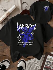 Figura de ángel azul con alas extendidas que representa fuerza y libertad junto a símbolos góticos que evocan poder interior y rebeldía camiseta de mujer con estampado doble atractivo para uso casual y urbano - Negro - Ver 8