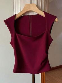Camiseta de tirantes de mujer de color verde militar sólido con cremallera en la espalda, cintura fruncida a los lados, cuello cuadrado - Burdeos - Ver 5