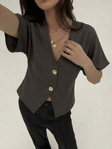 Camisa blanca sólida con mangas de murciélago, doble botonadura y frente abierto elegante - Café integral - Ver 6