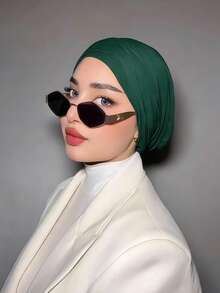 1 chiếc khăn trùm đầu turban 2 trong 1 cổ điển dành cho nữ, thiết kế xếp ly nhiều lớp giúp tôn dáng đầu, được làm từ vải jersey cao cấp, thấm hút mồ hôi và thoáng khí, phù hợp cho sinh hoạt hàng ngày và các hoạt động ngoài trời của phụ nữ Hồi giáo. - Nhiều màu - Xem 13
