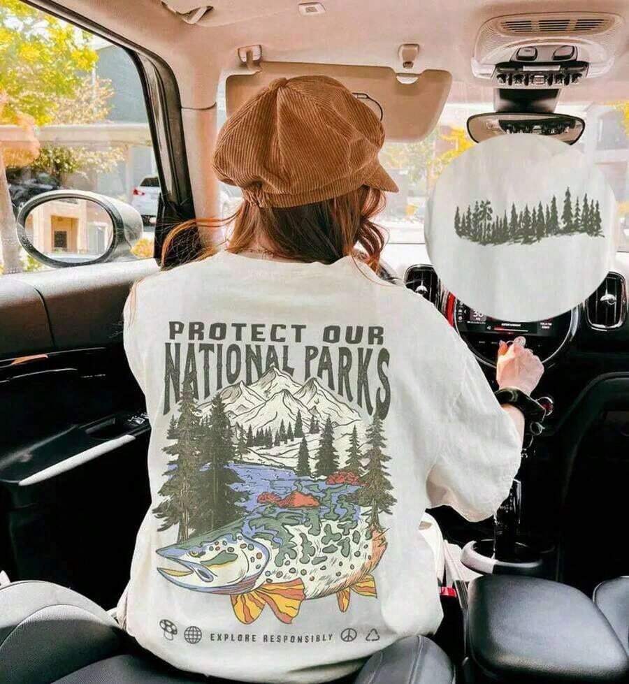 Camiseta 100% Algodón con Diseño de Parque Nacional y Peces en Ambos Lados, Regalo para Amantes del Bosque, Camiseta para Amantes de la Granola, Camiseta para Excursionistas, Camiseta de Aventura al Aire Libre, Camiseta para iPhone 17 Pro para Todo Tipo de Cuerpo, Perfecta para Citas, Actividades al Aire Libre y Uso Casual, Presenta un Estilo Americano Clásico. 2026-Camiseta unisex de algodón holgada de manga corta y cuello redondo estilo vintage urbano. Blusas para mujer. blusas.blusas casuales para dama. - Blanco - Ver 1