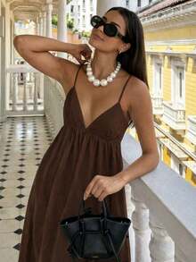 Vestido de mujer con tirantes finos y espalda descubierta a rayas - café - Ver 2