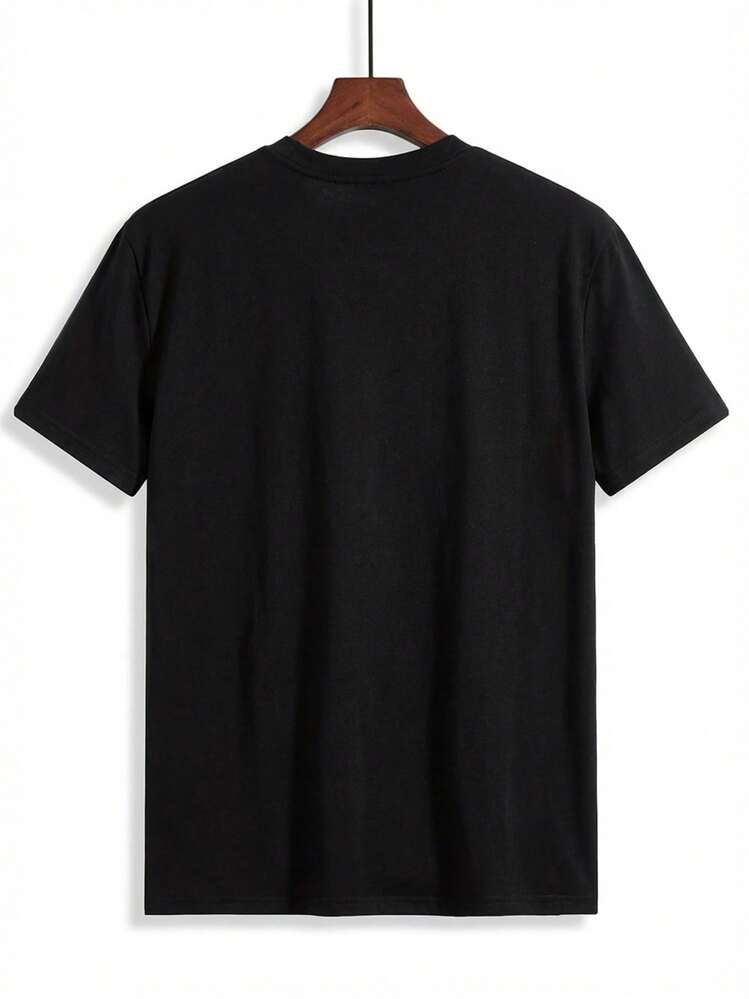 Men Fun LGBTQ Pride T-Shirt I'm Gay If You Ask Right The Tail Will Lift Up Humanized Fox Pattern Black Casual T-Shirt With Rainbow Text Machine Washable Slight Stretch Fabric Crew Neck Regular Fit - 黑色 - 查看 3