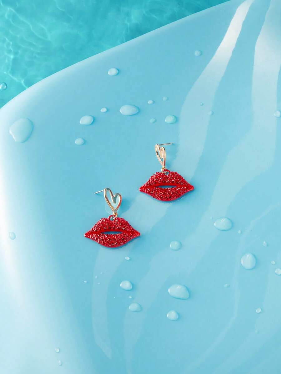 Trivaya 1 par de pendientes de aleación con labios rojos de carnaval a la moda, adecuados para el atuendo de fiesta de las mujeres - Pendientes de labios rojos - Ver 1