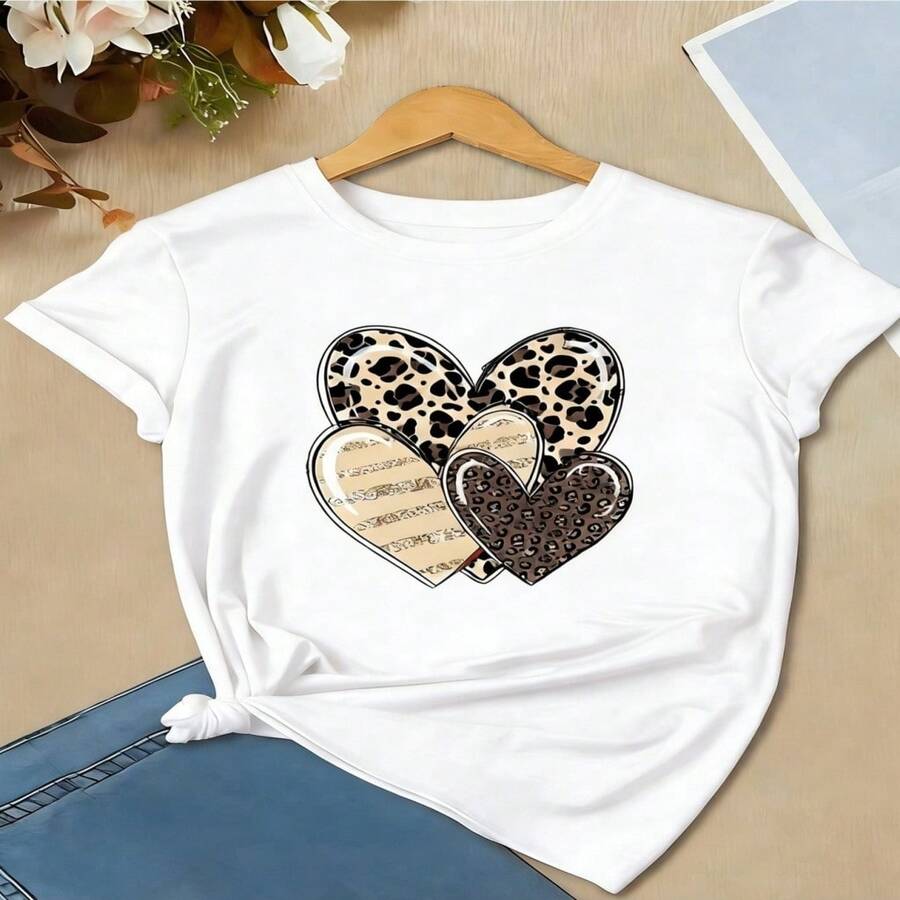 Women's Leopard Heart Print Cotton T-Shirt, Casual Short Sleeve Round Neck Top, Sexy Elegant High Stretch Tee for Fashion Casual Wear - Blanco - Ver 1