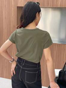 Y2K Style, Fashionable Style, Newest 2026 Style, Cute Style, Casual Style. Women's Short-Sleeved T-Shirt With Embroidered Heart And Letter Design For Valentine's Day, Casual And Work Style. 180g (S-XXXL) - 深綠色 - 查看 4