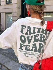 Camiseta con doble estampado de la frase "Faith Over Fear" - Camiseta casual de algodón puro con cuello redondo y manga corta, estilo vacacional a la moda, tu necesidad diaria. Ropa de vacaciones, estilo sencillo, top retro de ropa urbana - Unisex para mujeres y hombres, uso diario en el campus - Camiseta de algodón unisex de corte holgado y cómodo, estilo vintage urbano (estilo dulce, estilo retro, unisex). - Blanco - Ver 5