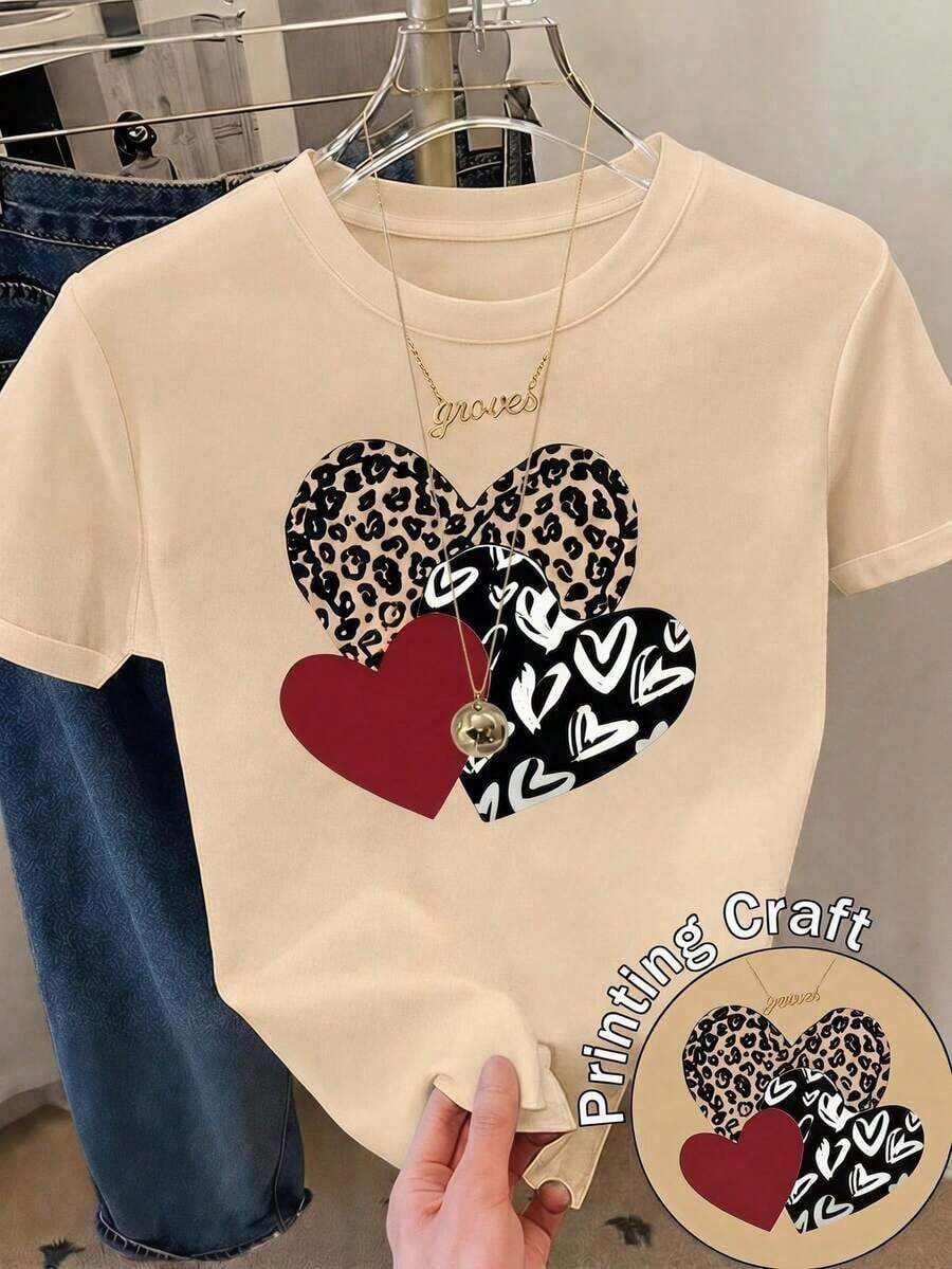 New Short-Sleeved, Round-Neck T-Shirt For Women, Spring-Summer Design, Perfectly Combining A Modern And Minimalist Heart Print On A Black Background, Breathable And Sweat-Wicking. Direct Shipping From Our Local Warehouse, Couples' Model, Ideal For Wearing Together. - 卡其色 - 查看 1